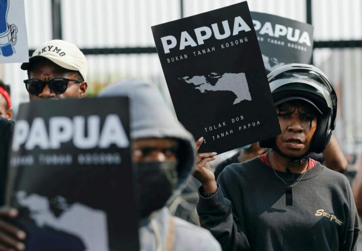 2022-06-30T084012Z_921758192_RC272V9WK7Q6_RTRMADP_3_INDONESIA-PAPUA