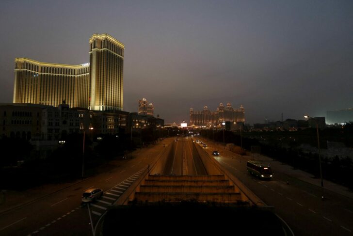 2022-07-14T055303Z_1955353733_RC2GBV9Q03YG_RTRMADP_3_MACAU-CASINOS