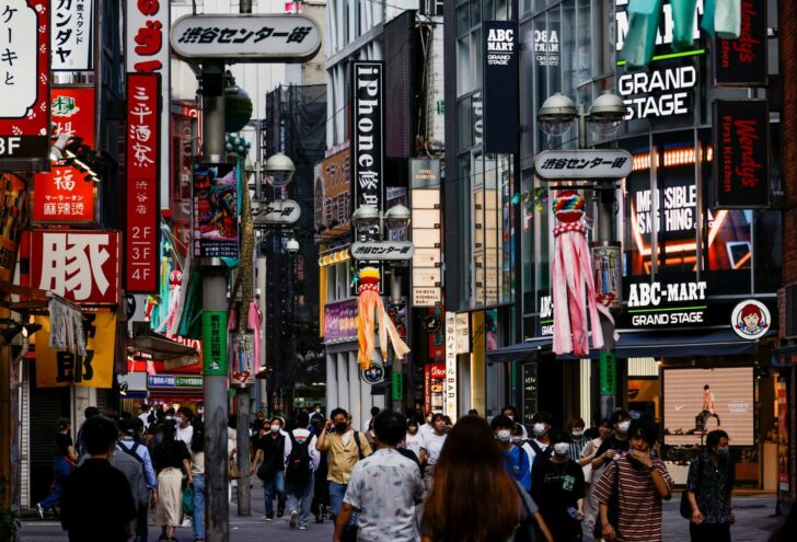 2022-07-28T085316Z_1233742593_RC2WKV91832S_RTRMADP_3_HEALTH-CORONAVIRUS-JAPAN