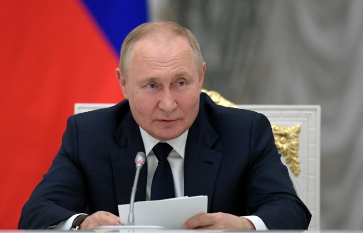 Russian President Vladimir Putin attends meeting with parliamentary leaders in Moscow