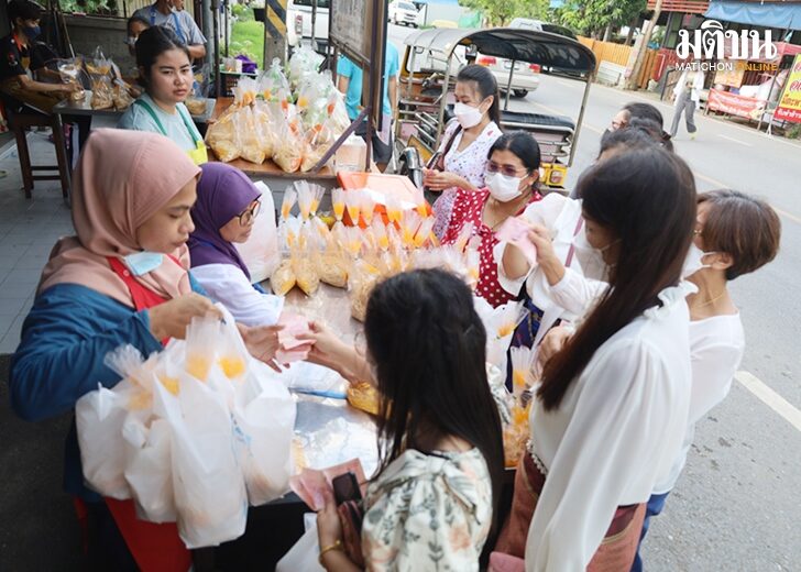 โรตีสายไหม-ยังขายดี