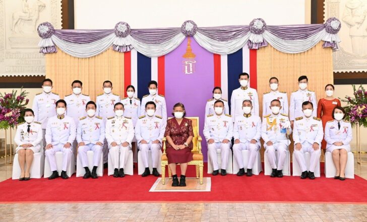 01 คณะผู้จัดฯ, นักร้องนักแสดง และเด็กๆ ที่ได