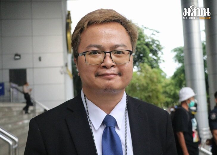 อานนท์ นำภา
