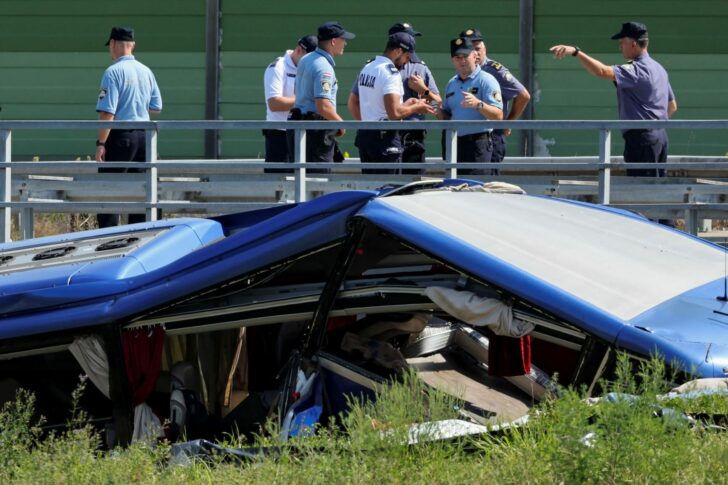 2022-08-06T093513Z_668287626_RC2XQV9LQ3IC_RTRMADP_3_CROATIA-CRASH