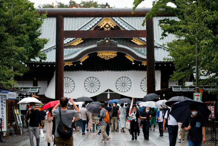 2022-08-13T083854Z_1989509183_RC2JVV9MJZ6E_RTRMADP_3_JAPAN-POLITICS-YASUKUNI