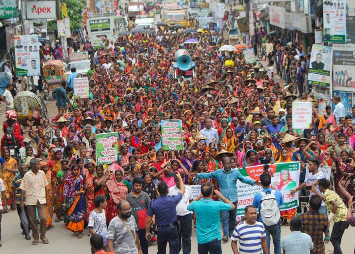 Bangladesh's-tea-garden-workers-protest-in-Srimangal-on-August-13,-2022