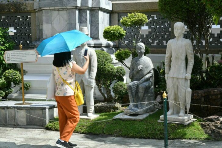 LINE_ALBUM_ตุ๊กตาหินวัดพระแก้ว_๒๒๐๗๑๖_24-1-1024x683