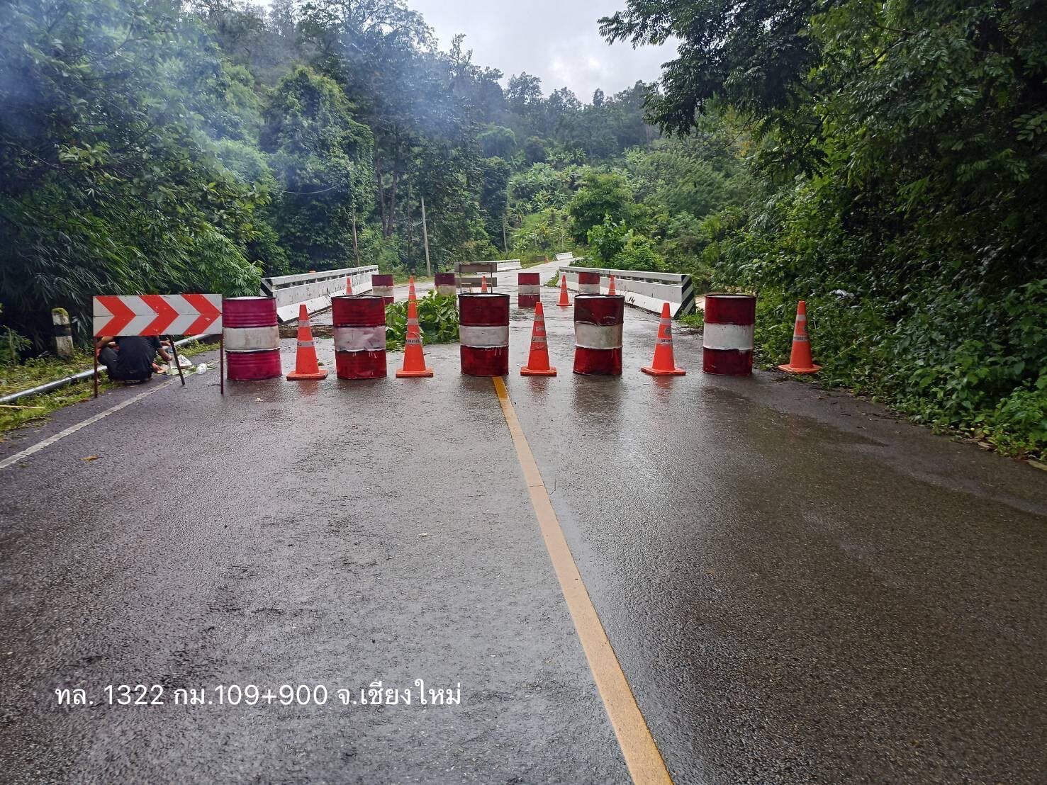กรมทางหลวง แจ้งเลี่ยงสัญจรถนน 3 สาย หลังเจอเหตุอุทกภัย-ดินสไลด์