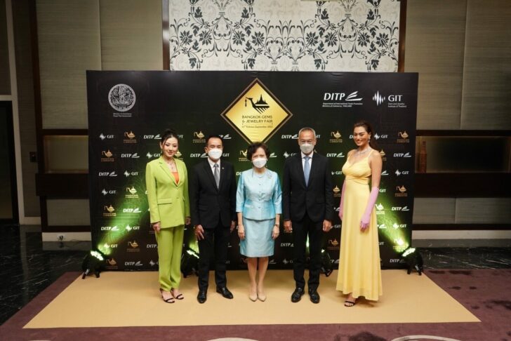 งานอัญมณี