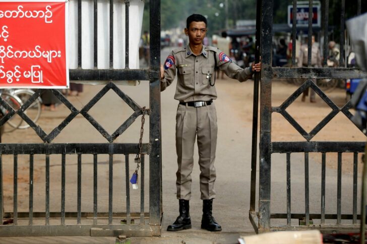 2022-08-25T072223Z_1432675455_RC2I3W99DNJD_RTRMADP_3_MYANMAR-BRITAIN (1)