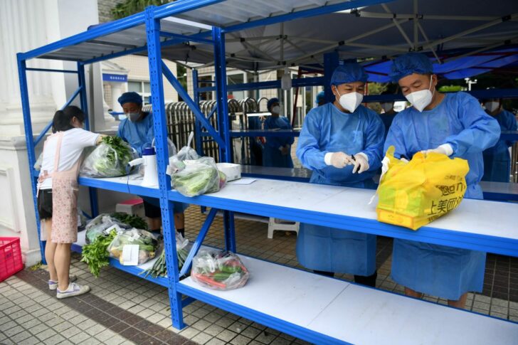 2022-09-02T082938Z_1639335434_RC2N8W9S6W4C_RTRMADP_3_HEALTH-CORONAVIRUS-CHINA
