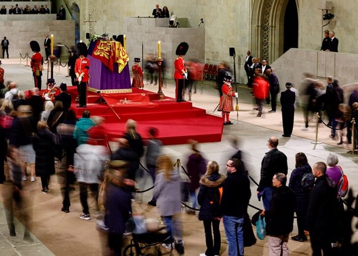 Britain mourns Queen Elizabeth