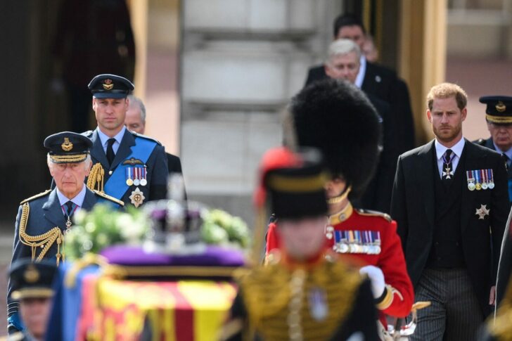 Britain mourns Queen Elizabeth