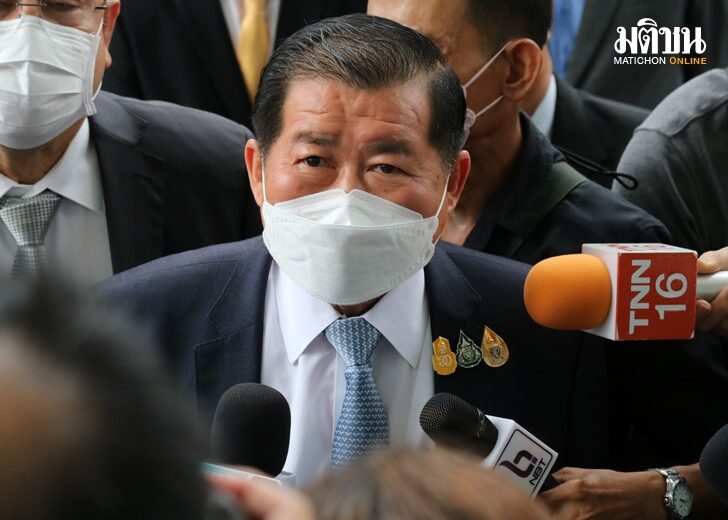 นิพนธ์ บุญญามณี