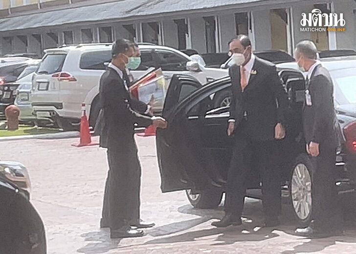 ประยุทธ์-เข้ากลาโหม