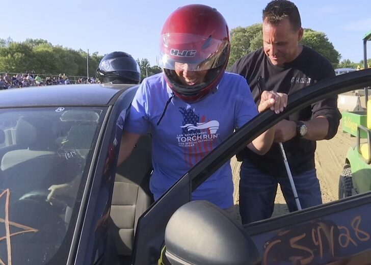 Blind Judge Drives