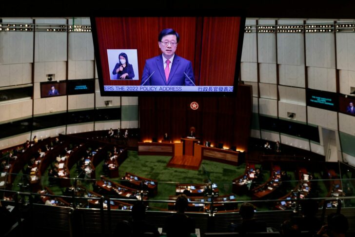 2022-10-19T034035Z_1913198241_RC234X93SBKG_RTRMADP_3_HONGKONG-POLITICS