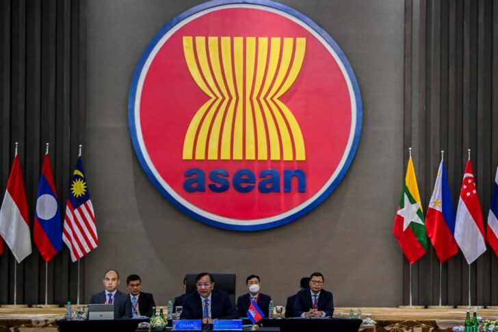 2022-10-27T035030Z_2029385088_RC2E9X9NC9GU_RTRMADP_3_ASEAN-MYANMAR