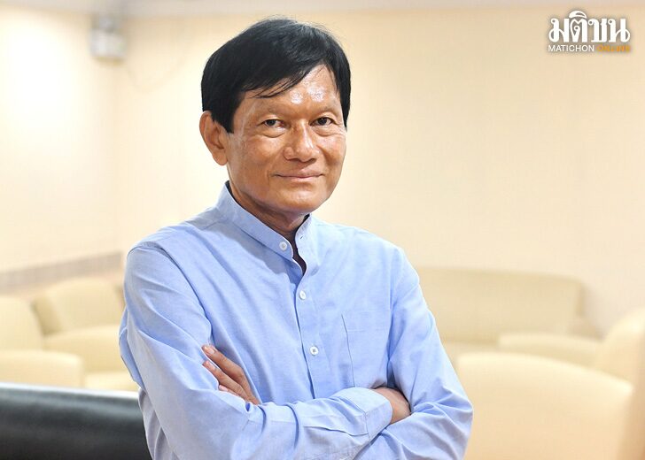 เคาะห้องรองผู้ว่าฯ สนทนา จักกพันธุ์ ผิวงาม ‘ถ้าทำอยู่แค่บนโต๊ะ...งานไม่จบ’