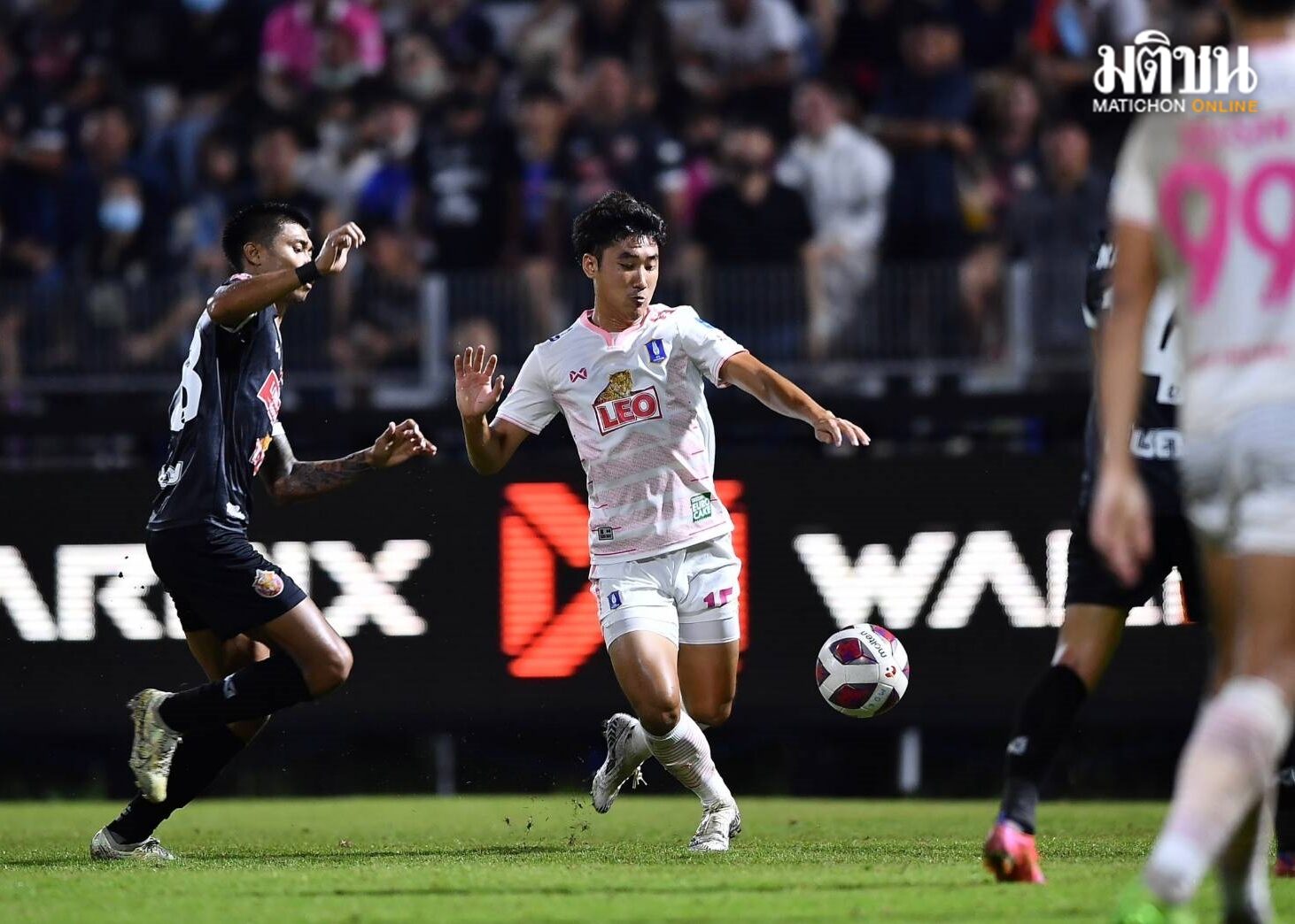 ‘หนองบัว พิชญ’ เซอร์ไพรส์เปิดบ้านดับซ่า ‘บีจี ปทุม’ 1-0 ปลดล็อคชัยชนะเกมแรก