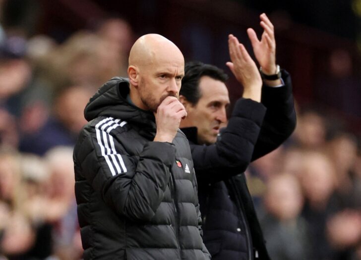 Premier League - Aston Villa v Manchester United