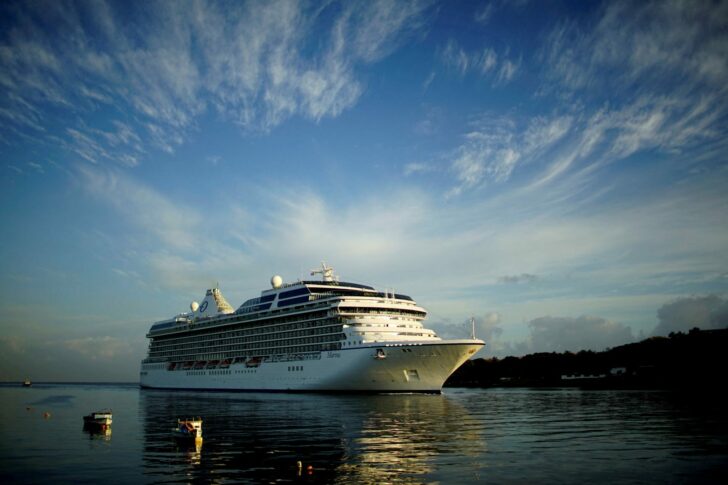 2022-11-08T123402Z_345097352_RC2NHX9ES52N_RTRMADP_3_NORWEGIAN-CRUISE-LINE-RESULTS