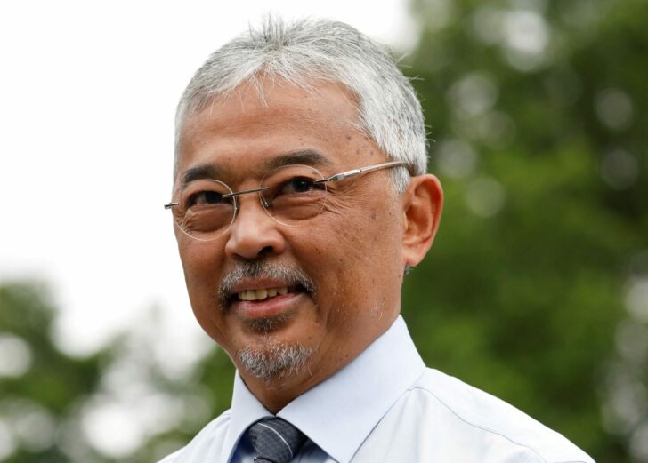 2022-11-21T063238Z_838958541_RC25QX9X7AA5_RTRMADP_3_MALAYSIA-ELECTION