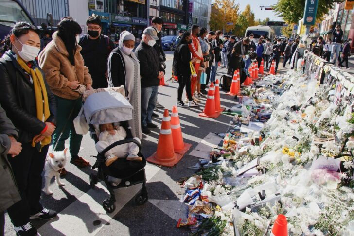South Korea in mourning after deadly crowd crush