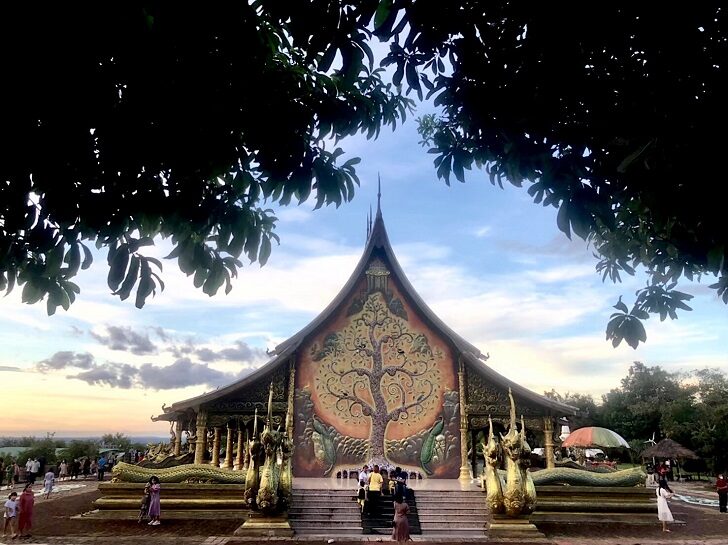 วัดที่ 9 วัดสิรินธรวราราม