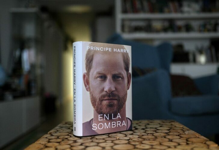SPAIN-BRITAIN-US-ROYALS-LITERATURE-HARRY