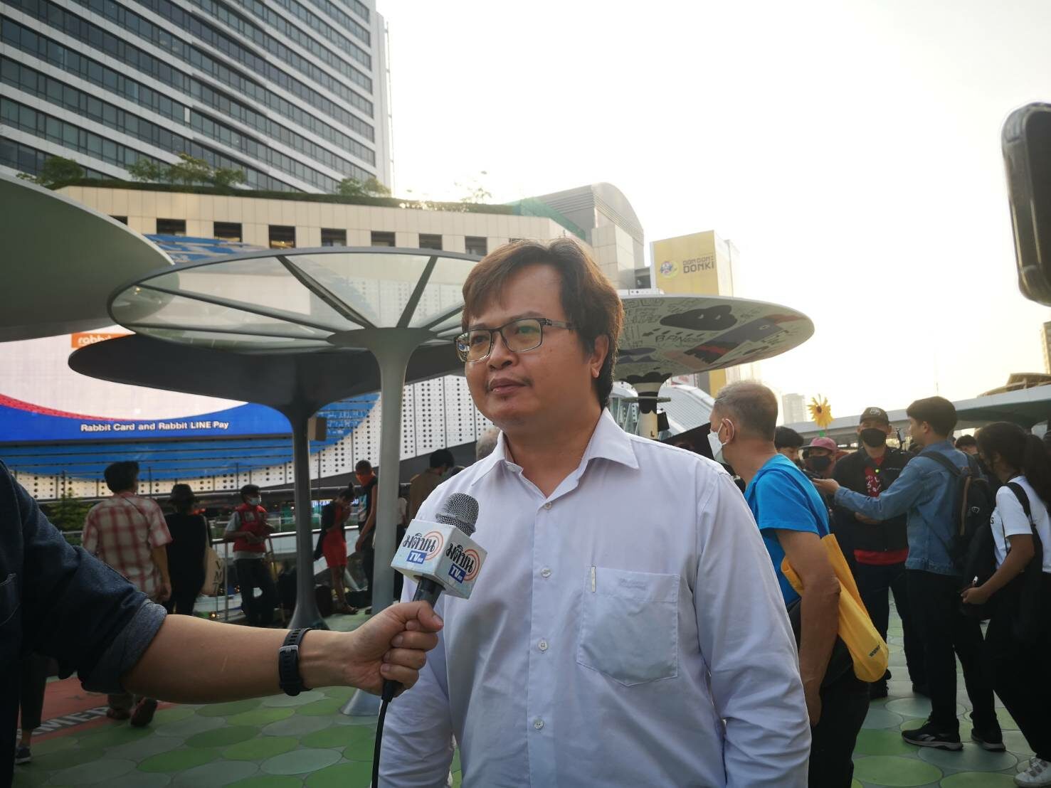 อานนท์ นำภา