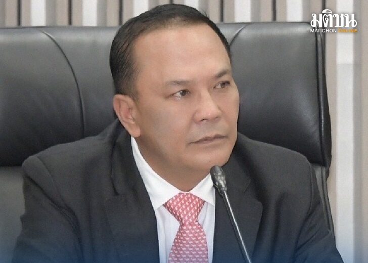 ประพิศ