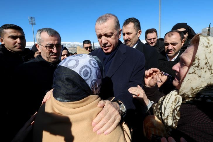 2023-02-08T125241Z_1836381619_RC207Z92MAIW_RTRMADP_3_TURKEY-QUAKE-ERDOGAN