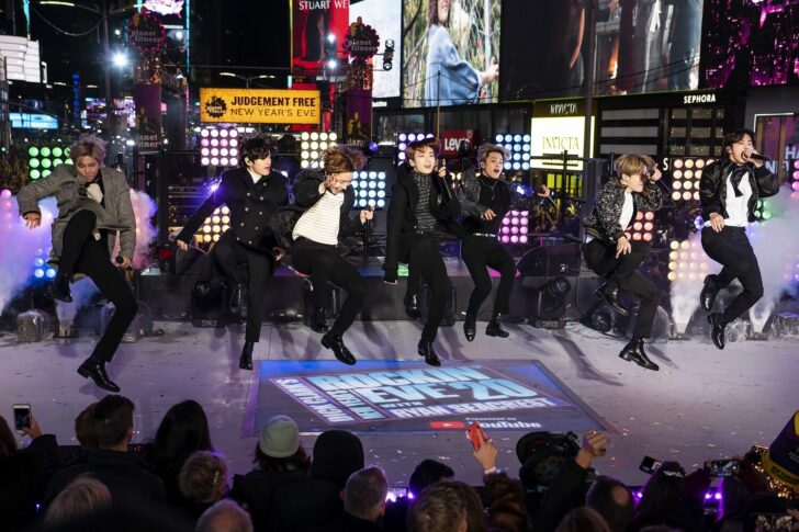 Jin, Sugg, J-Hope, RM, Jimin, V, Jungkook