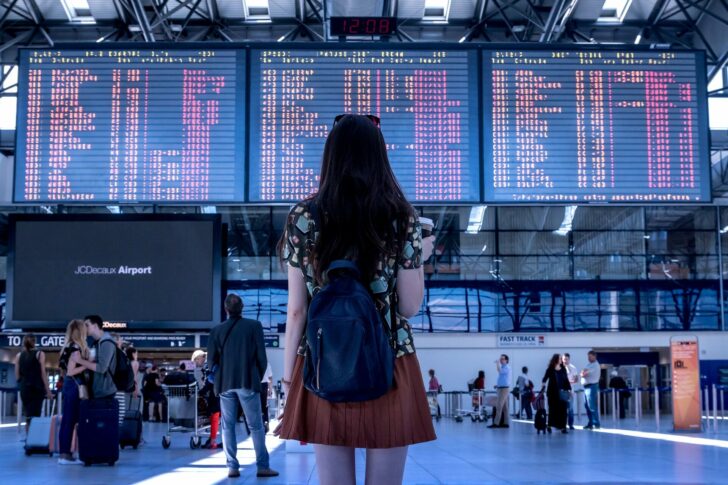 airport-gf62178434_1920