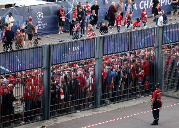 FILES-FBL-EUR-C1-UEFA-ENG-ESP-LIVERPOOL-MADRID-FANS