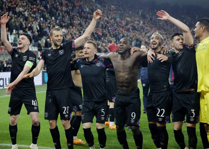 2023-05-18T211117Z_153899664_UP1EJ5I1MURWR_RTRMADP_3_SOCCER-EUROPACONF-AZA-WHU-REPORT