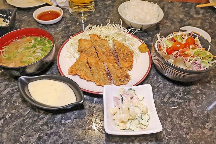 75Sakenomise ชุดปลาอาจิหรือปลาทูชุบเกล็ดขนมปังทอด Aji fry Set