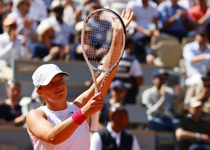 2023-06-03T142654Z_450962160_UP1EJ63144SCA_RTRMADP_3_TENNIS-FRENCHOPEN