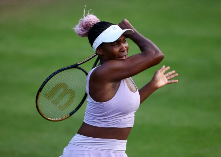 2023-06-22T192756Z_410360430_UP1EJ6M1I2HG5_RTRMADP_3_TENNIS-BIRMINGHAM