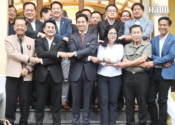 ที่เห็นและเป็นไป : ผลงาน ‘อำนาจประชาชน’