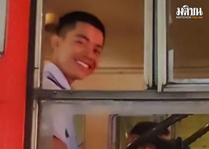 หล่อ เว็บ