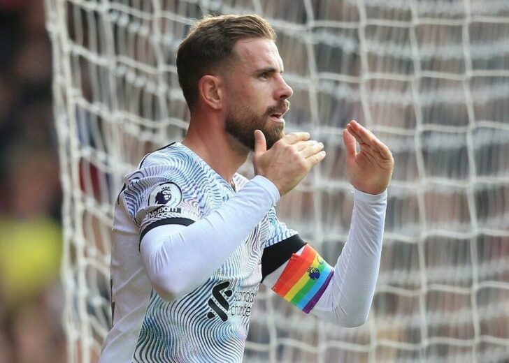 000_32LW9XT Liverpool Jordan Henderson