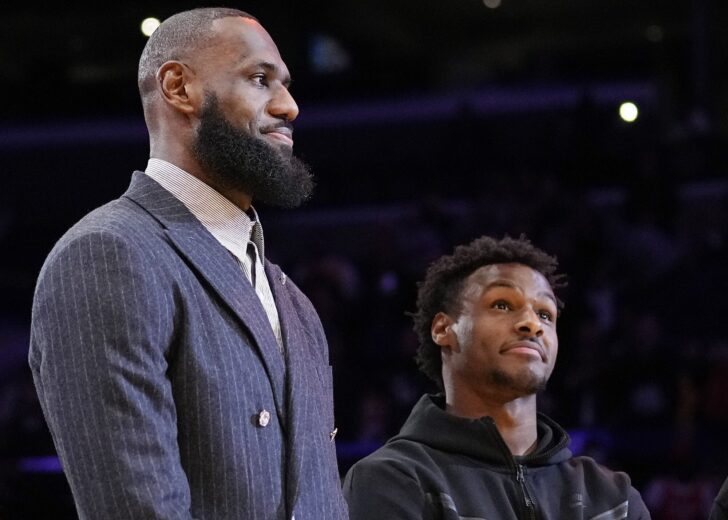 AP23206812171552-2 Lebron James Bronny James