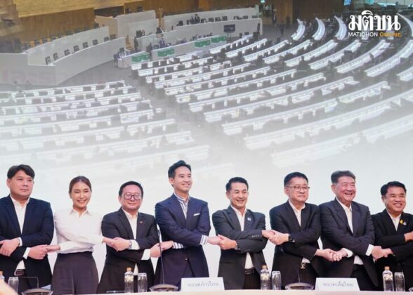 บทนำ : รุกได้-ถอยเป็น การเมืองของ 8 พรรคร่วมจัดตั้งรัฐบาล