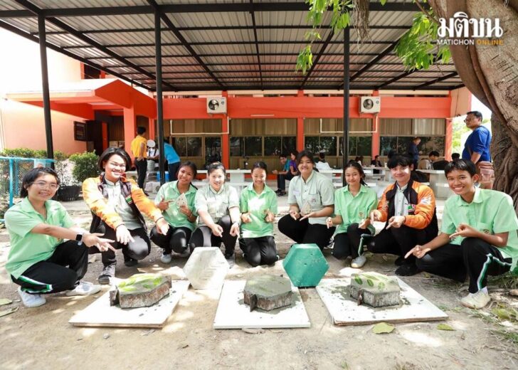 011.บรรยากาศการ Upcycle ขยะพลาสติกสู่ “อิฐรักษ์โลก”