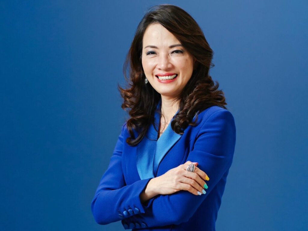 นางสาวจรีพร จารุกรสกุล ประธานคณะกรรมการบริหาร และประธานเจ้าหน้าที่บริหารกลุ่ม บริษัท ดับบลิวเอชเอ คอร์ปอเรชั่น จำกัด (มหาชน) หรือ WHA