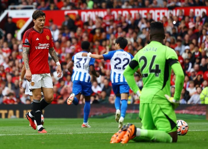 Premier League - Manchester United v Brighton & Hove Albion
