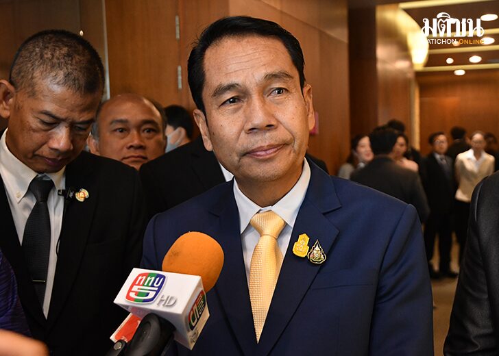สุทินหล่อเลย