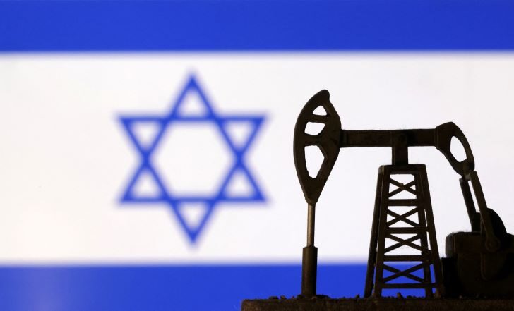 2023-10-08T210511Z_382869283_RC2LO3A0JRNW_RTRMADP_3_SAUDI-OIL